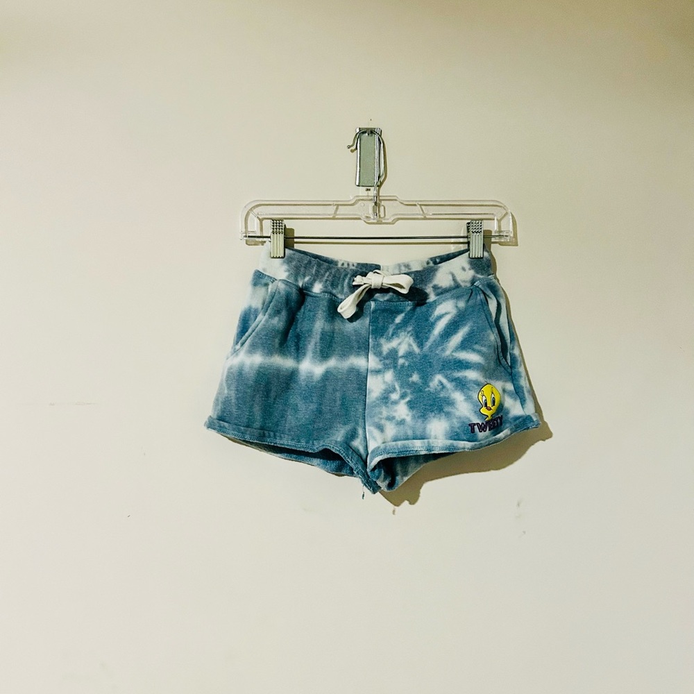 Sweat Shorts • Blue/white tie-dye • Looney Tunes